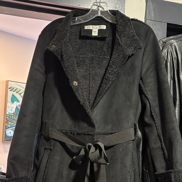 Larry Levine Jackets & Blazers - Larry Levine Elegant Black Teddy Coat